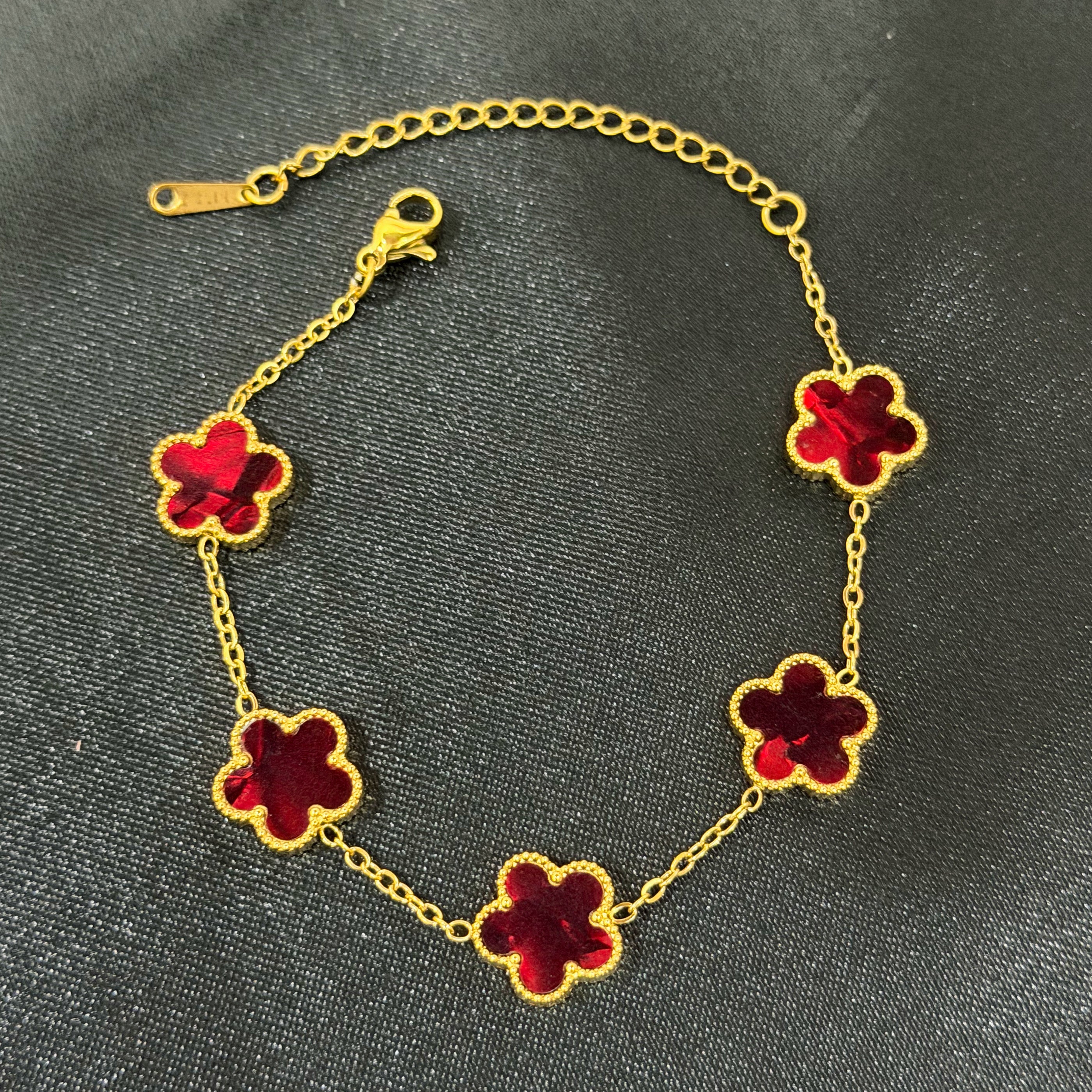Pearl flower bracelet