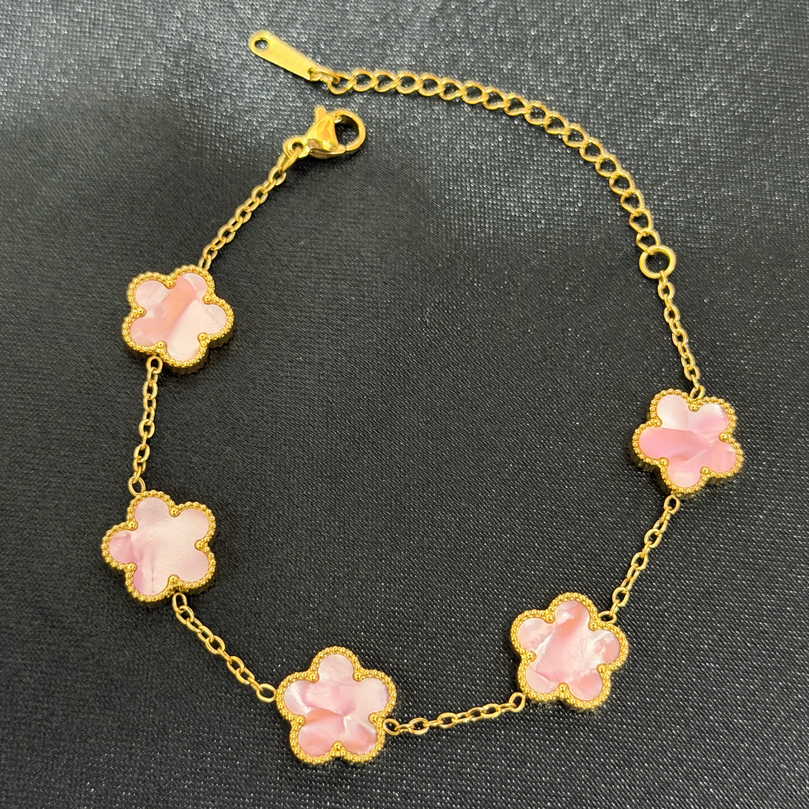 Pearl flower bracelet