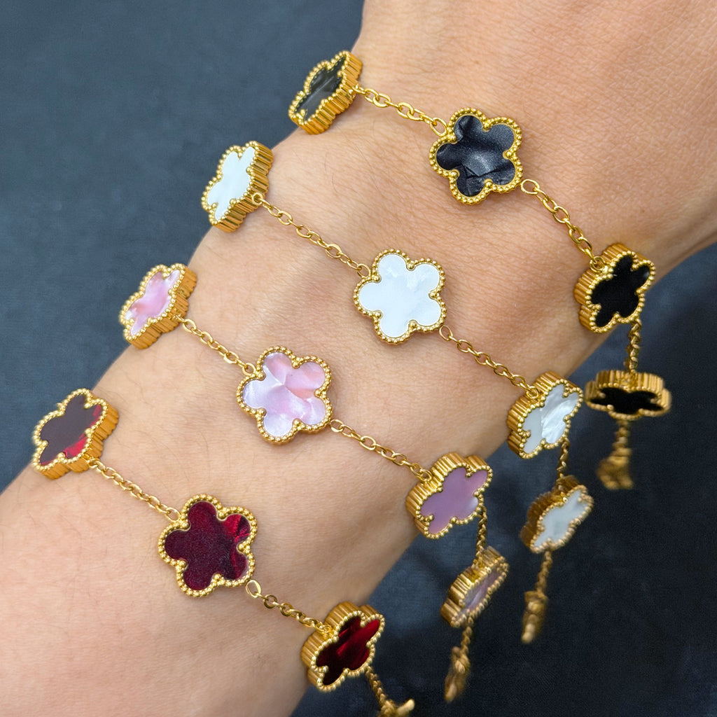 Pearl flower bracelet